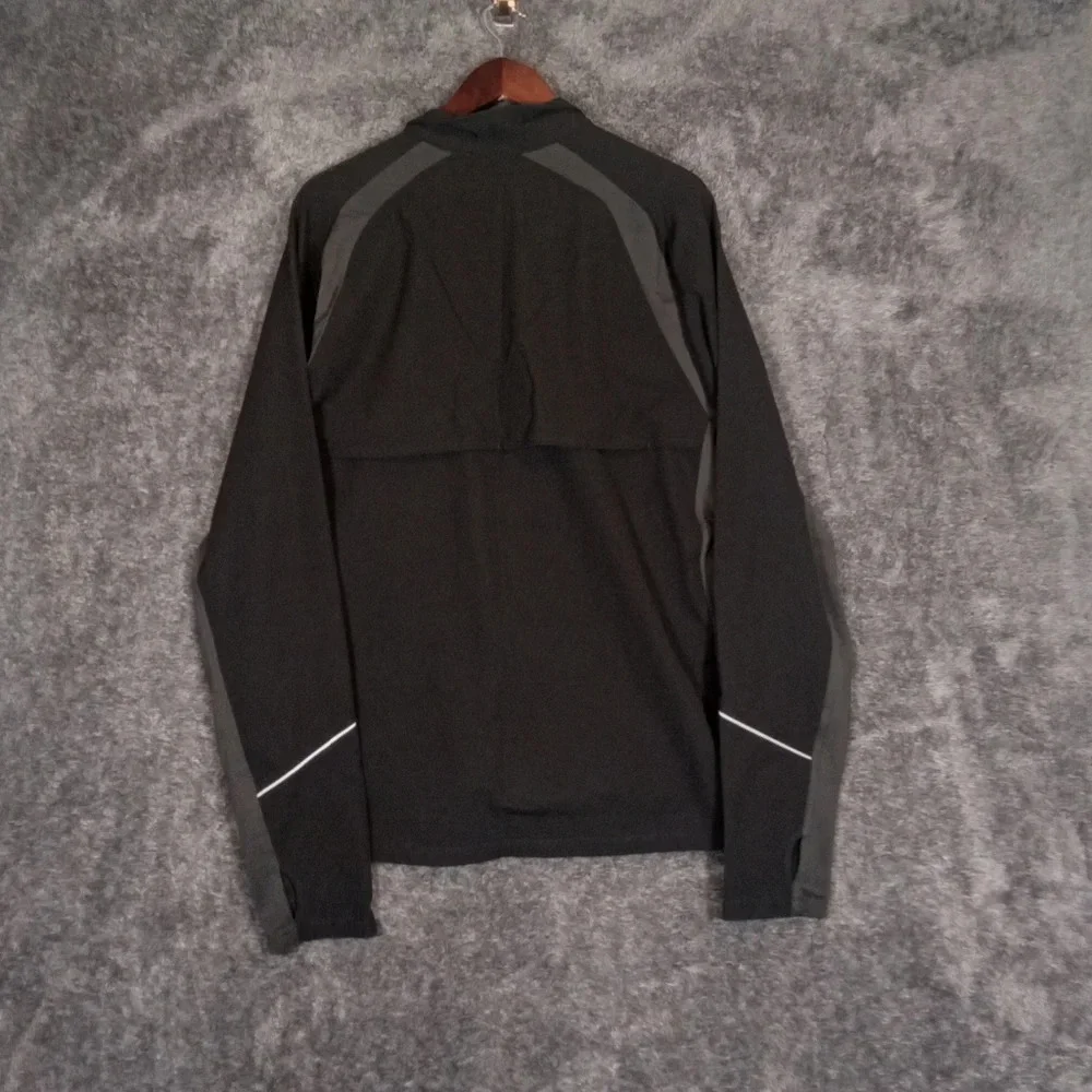 The North Face stretch tech men's soft shell jacket size large